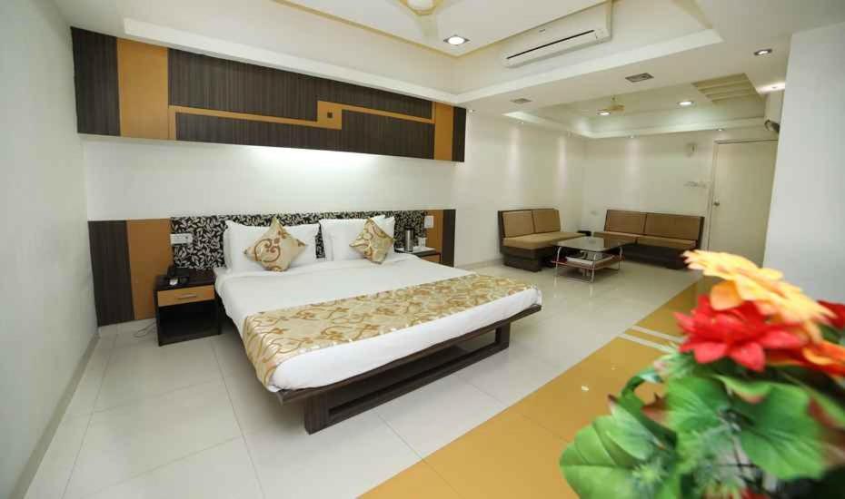 Hotel Grand Suites 印多尔 外观 照片