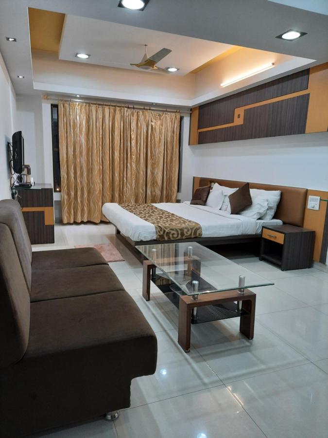 Hotel Grand Suites 印多尔 外观 照片