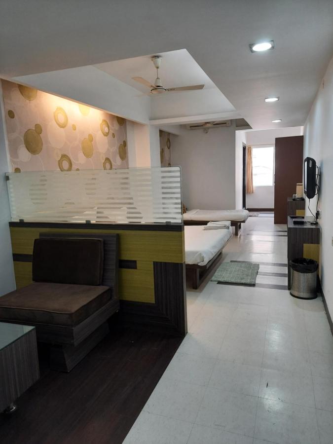 Hotel Grand Suites 印多尔 外观 照片