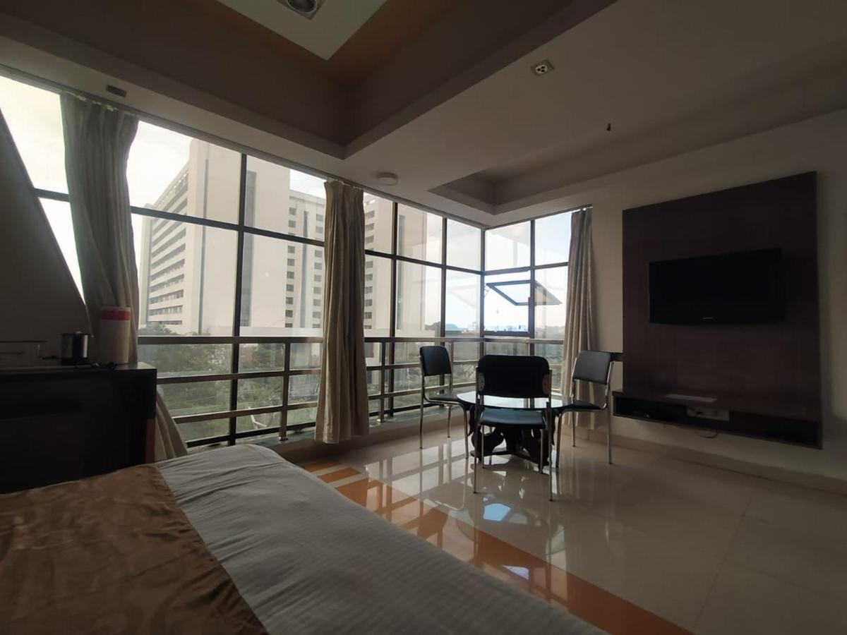 Hotel Grand Suites 印多尔 外观 照片