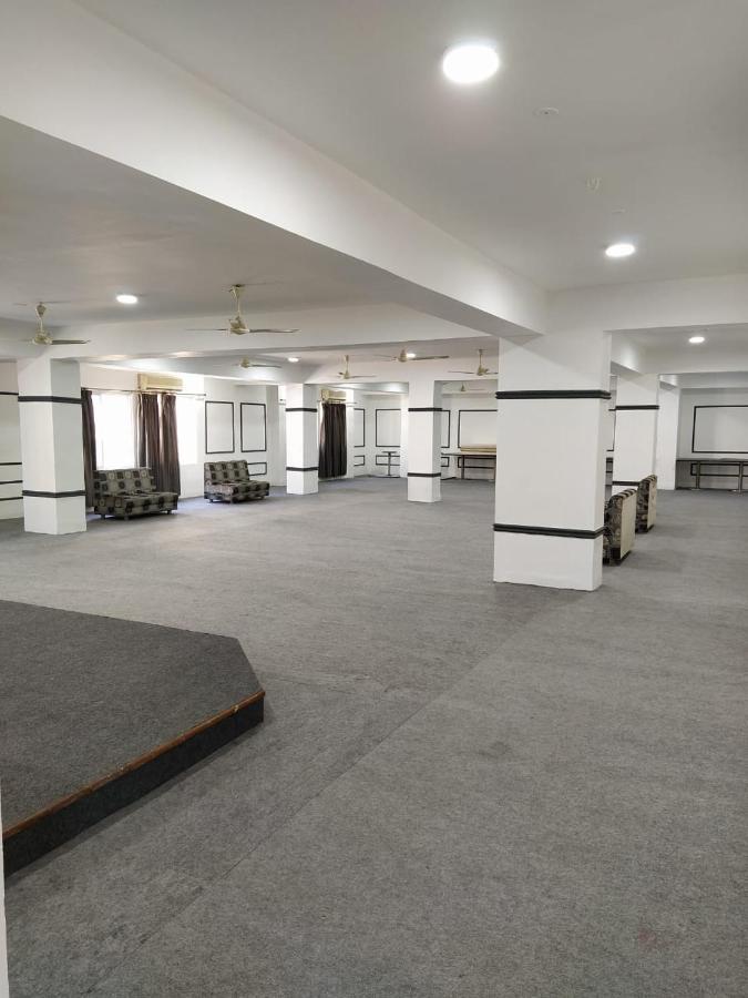 Hotel Grand Suites 印多尔 外观 照片