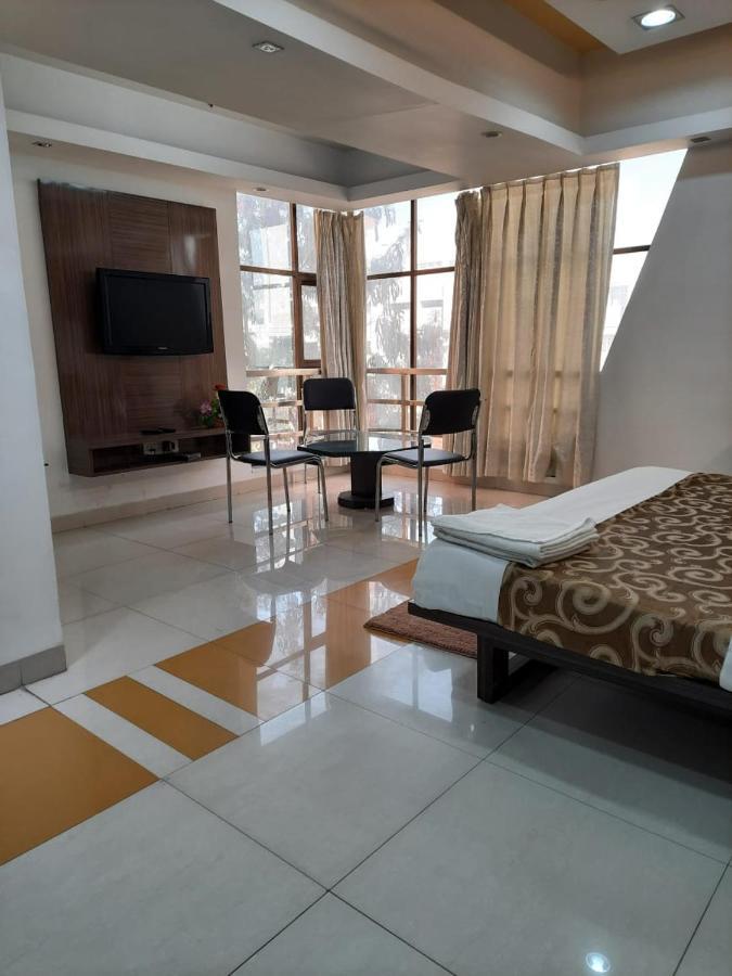 Hotel Grand Suites 印多尔 外观 照片
