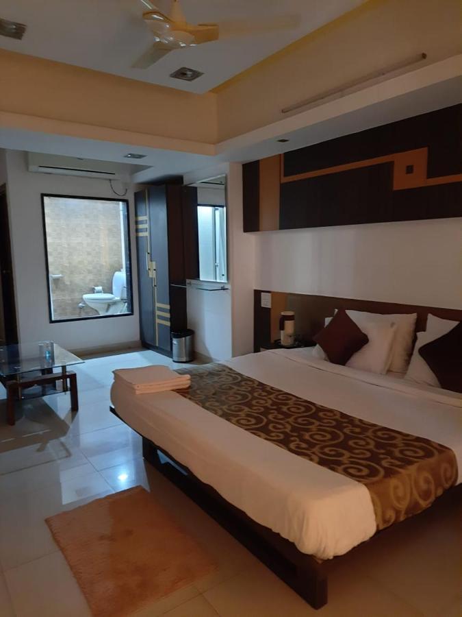 Hotel Grand Suites 印多尔 外观 照片