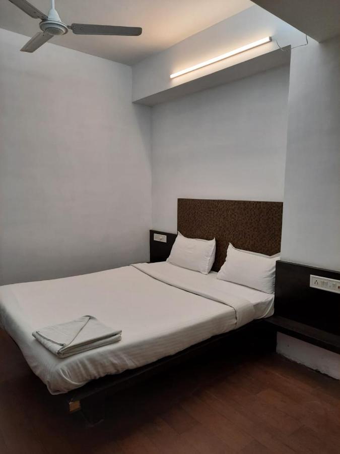 Hotel Grand Suites 印多尔 外观 照片